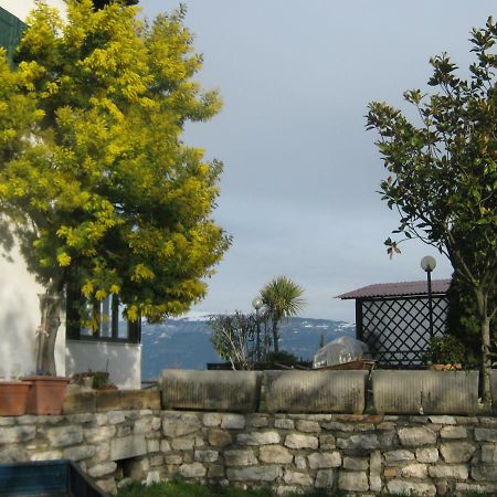 Casalorry Apartment Toscolano Maderno Exterior photo